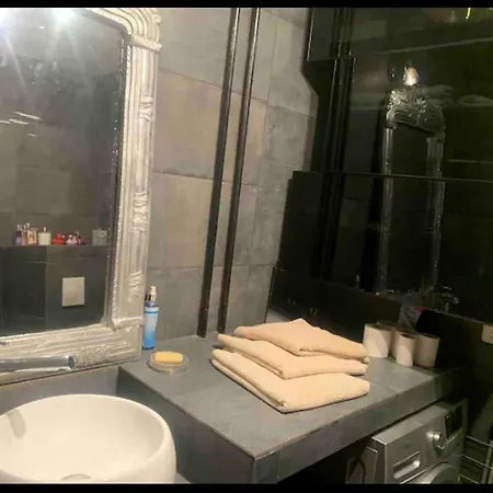 Apartment 2 Pieces Vue Sur - Place D'italie